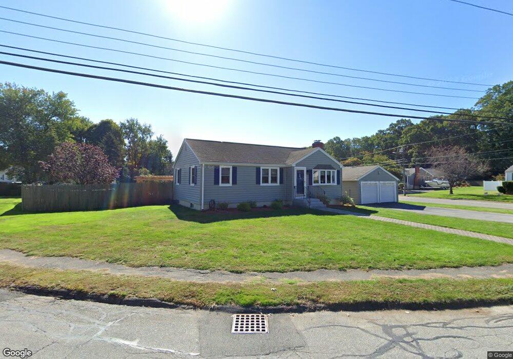 16 Seneca Rd, Woburn, MA 01801 - photo 1