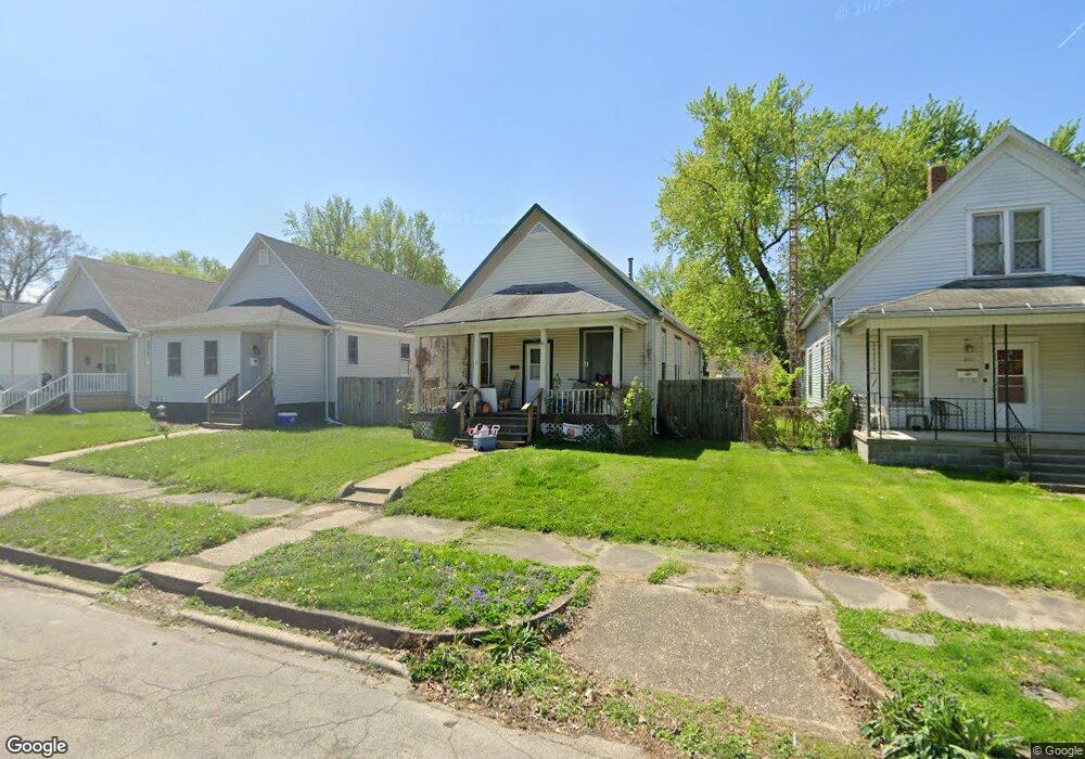 805 Decatur St, Lincoln, IL 62656 - photo 1