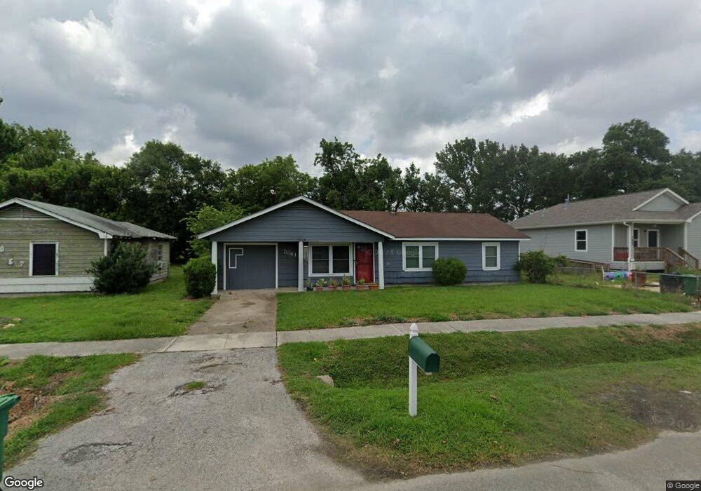 7041 Peyton St, Houston, TX 77028 - photo 1