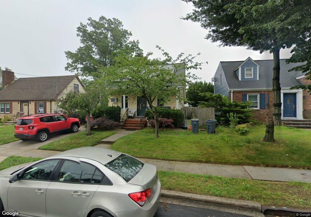 839 Harrison St, West Hempstead, NY 11552 - photo 1