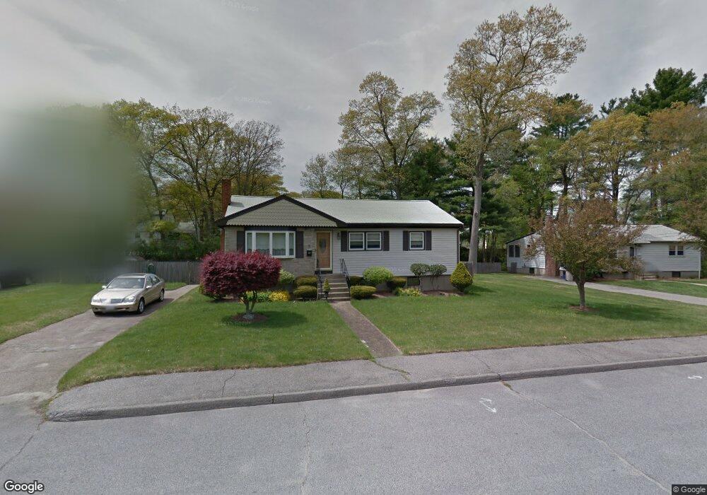 8 Rae Cir, Randolph, MA 02368 - photo 1