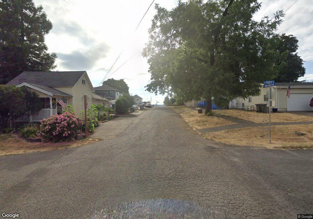 221 W Washington St, Carlton, OR 97111 - photo 1