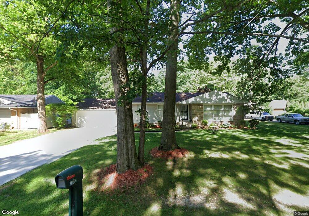 2702 Hillcrest Ave, Flint, MI 48507 - photo 1