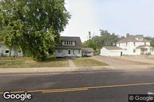 104 E 7th St, Woonsocket, SD 57385