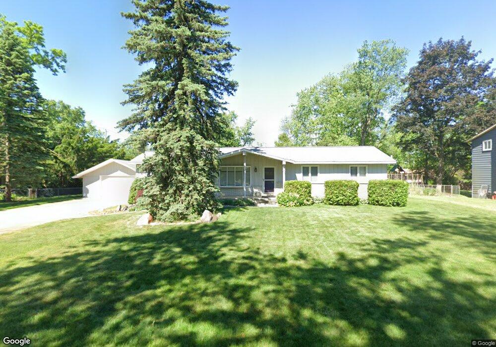 4268 Highland Ct, West Bloomfield, MI 48323 - photo 1