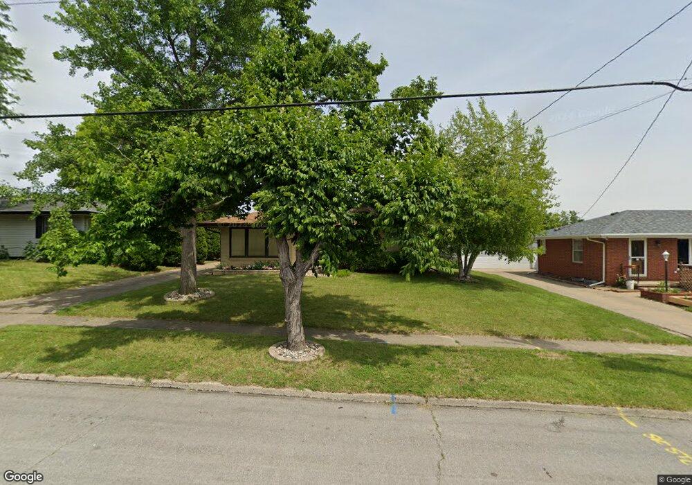 2806 E Tiffin Ave, Des Moines, IA 50317 - photo 1