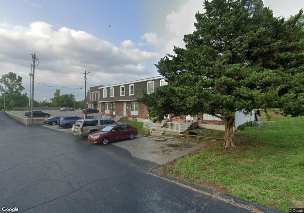 3600 SW 29th Terrace unit C, Topeka, KS 66614 - photo 1