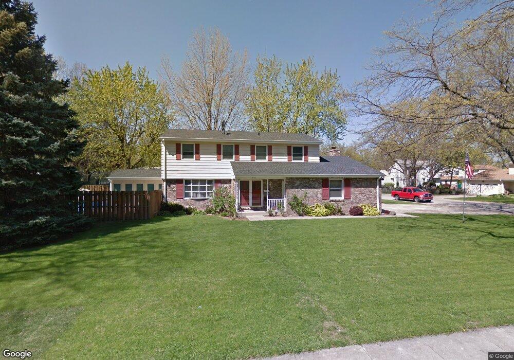 882 N Fordham Ave, Aurora, IL 60506 - photo 1