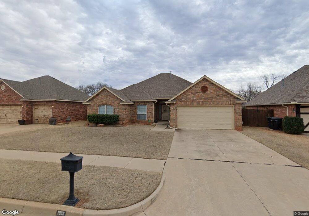 1008 Ashwood Ln, Moore, OK 73160 - photo 1