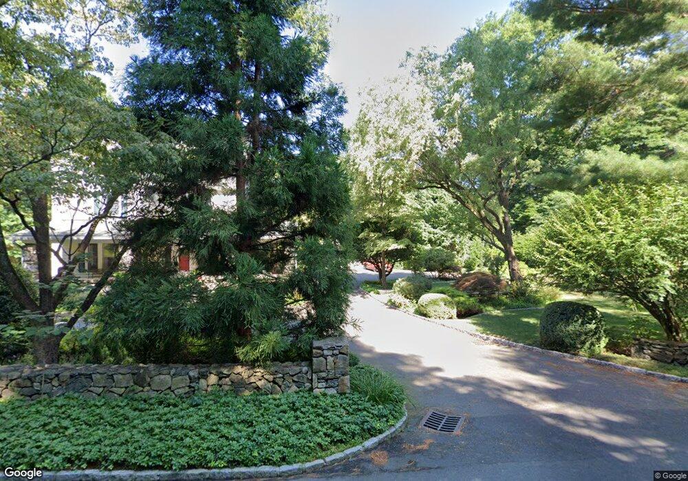 682 River Rd, Cos Cob, CT 06807 - photo 1