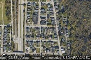 34 4th St, McMechen, WV 26040