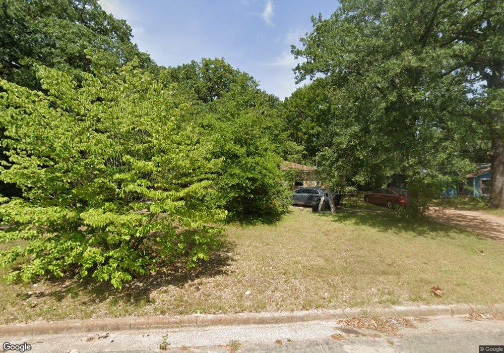 1221 Clay St, Nacogdoches, TX 75964 - photo 1