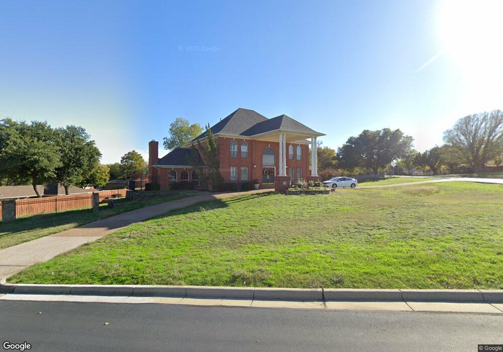 513 Turner Blvd, Grand Prairie, TX 75050 - photo 1