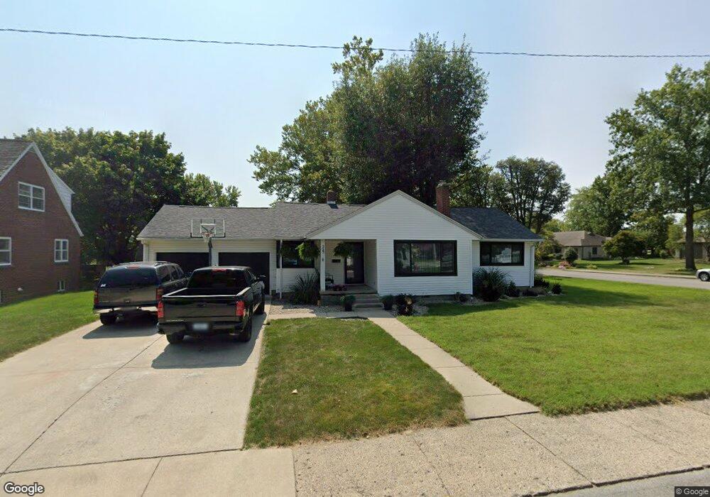 237 W Jackson St, Tipton, IN 46072 - photo 1