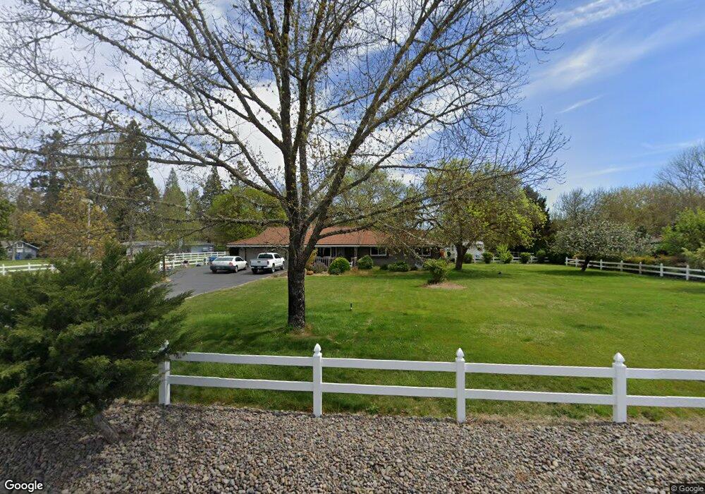 651 Coutant Ln, Grants Pass, OR 97527 - photo 1