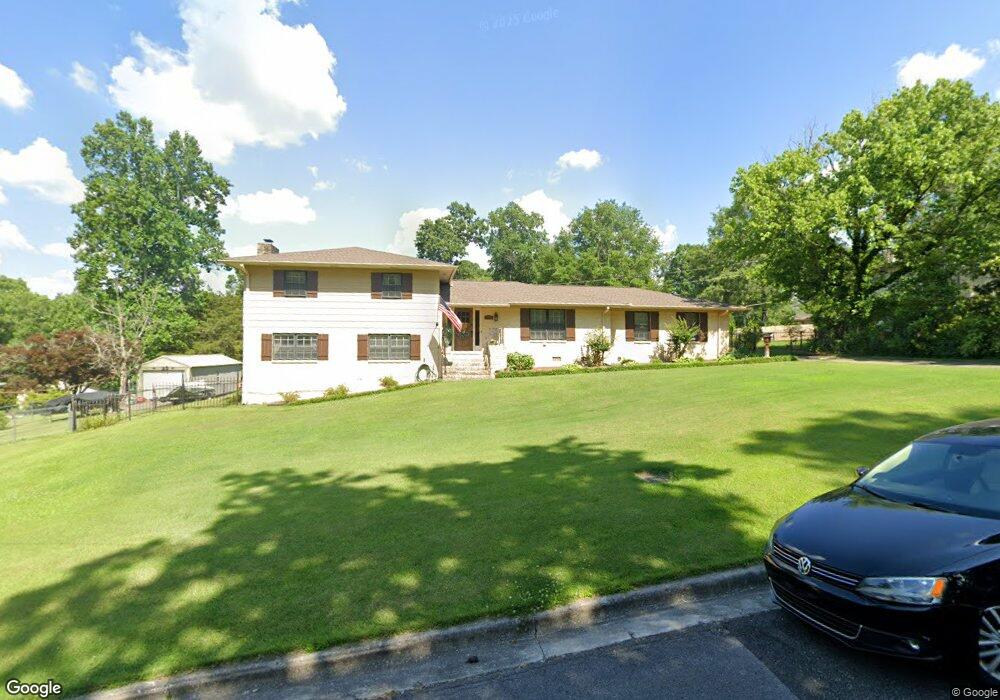 724 Saundra Ln NE, Cullman, AL 35055 - photo 1