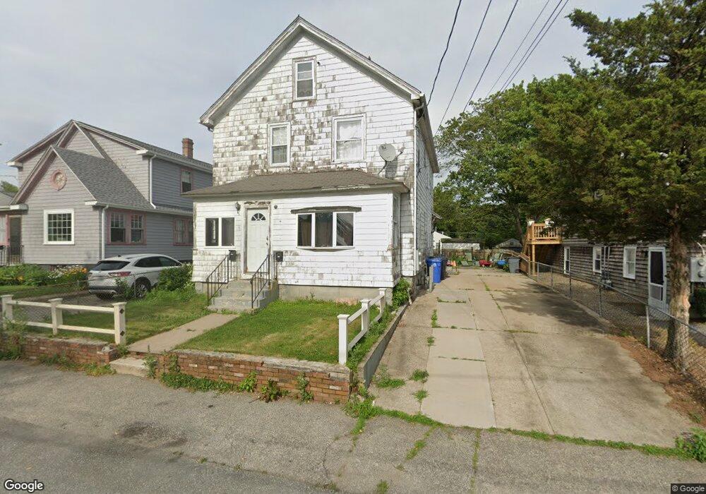 8 Kinsman St, Cumberland, RI 02864 - photo 1