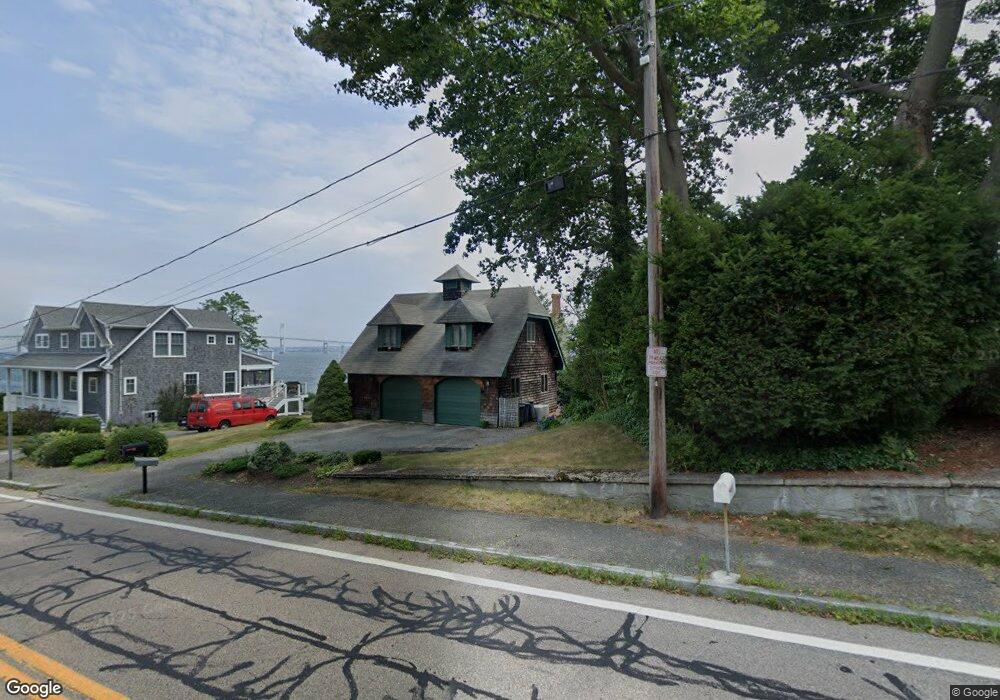 13 Walcott Ave, Jamestown, RI 02835 - photo 1