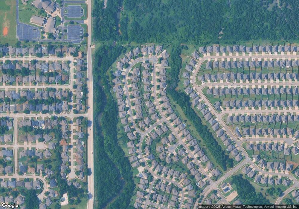 19809 Crest Ridge Dr, Edmond, OK 73012 - photo 1