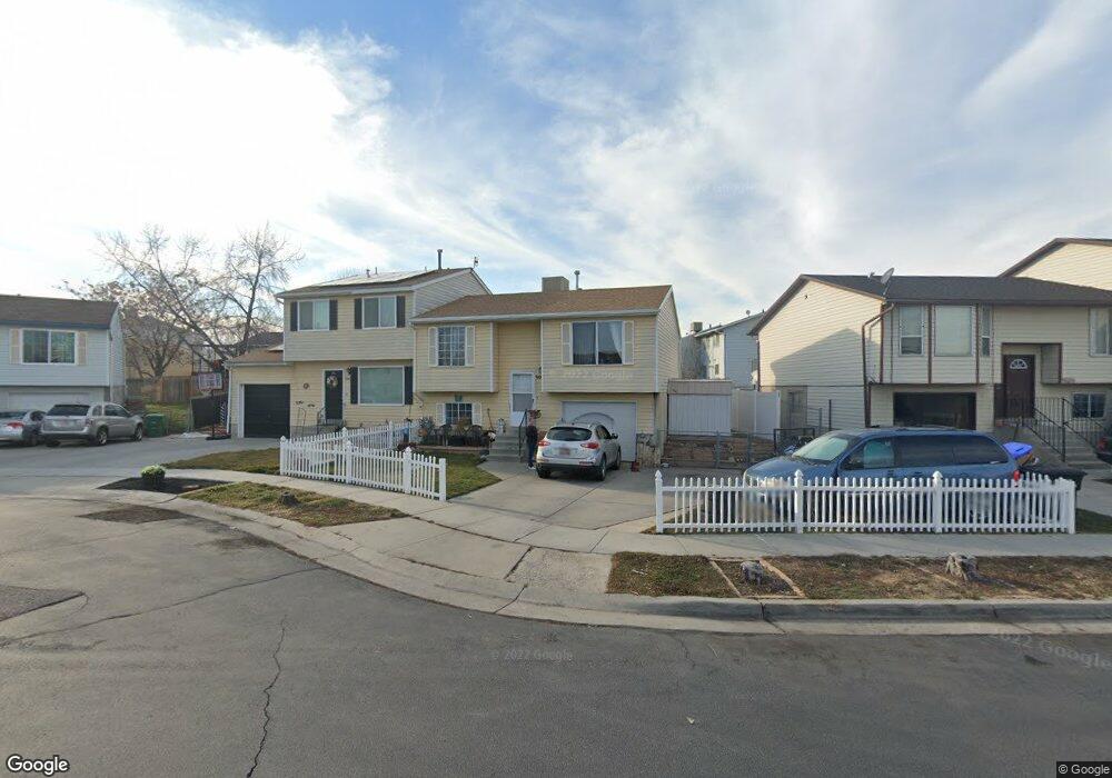 9042 Kenyon Cir, West Jordan, UT 84088 - photo 1