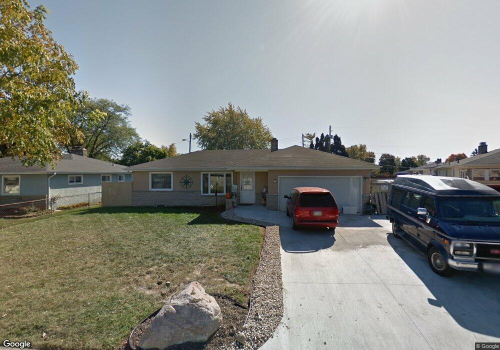 3183 Miriam Dr N, Columbus, OH 43204 - photo 1