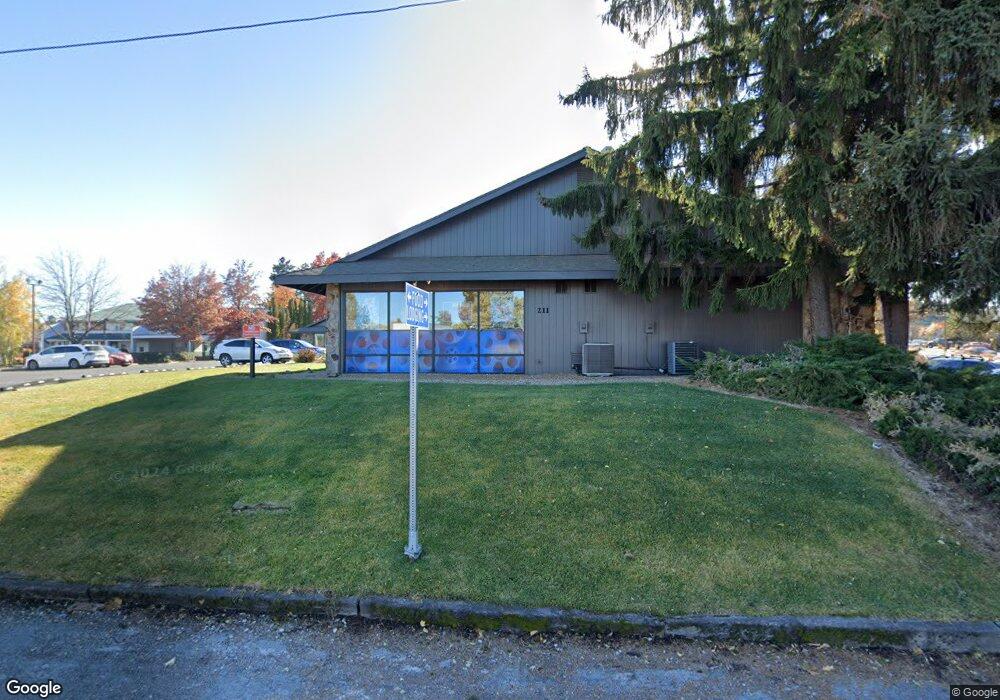 211 NE Revere Ave, Bend, OR 97701 - photo 1