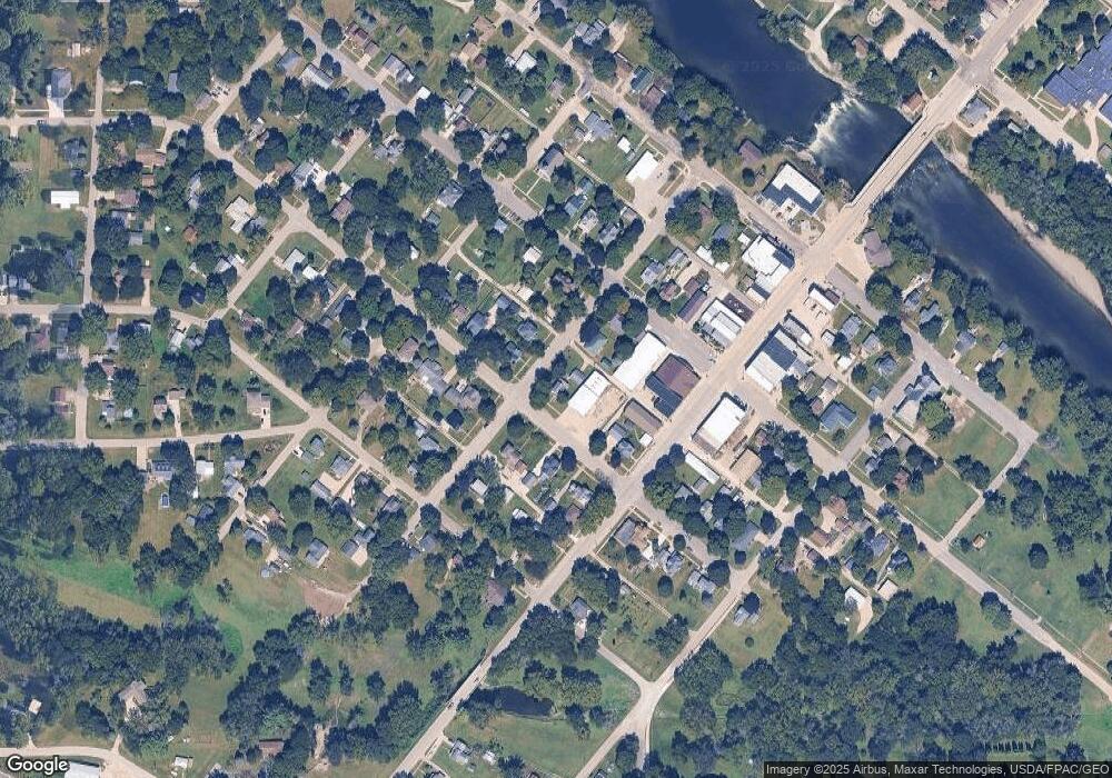 123 W Prospect St, Shell Rock, IA 50670 - photo 1