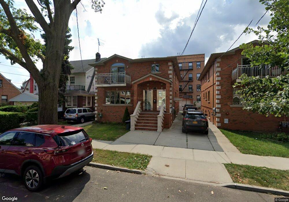 4038 191st St, Flushing, NY 11358 - photo 1
