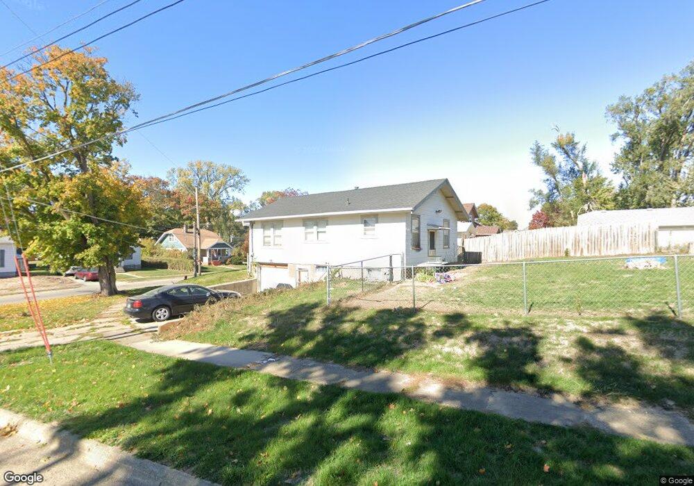 300 E 13th St N, Newton, IA 50208 - photo 1