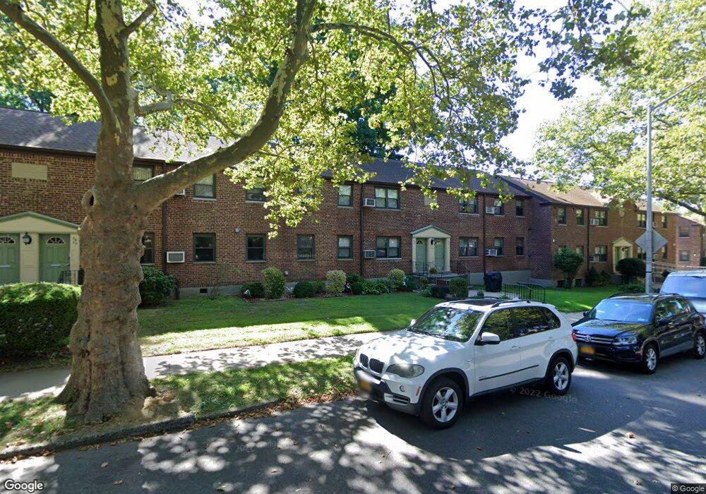 5857 246th Crescent unit 1, Little Neck, NY 11362 - photo 1