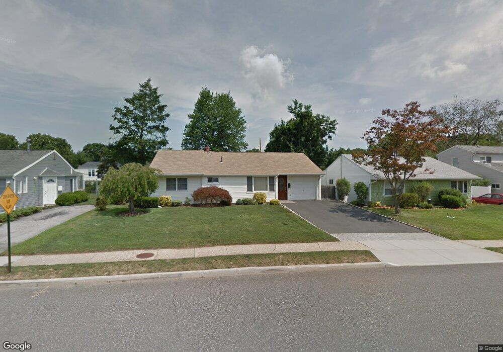 23 Bryant Rd, Glen Cove, NY 11542 - photo 1