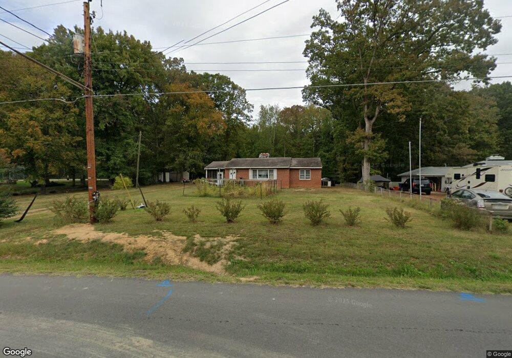 18311 Possum Point Rd, Dumfries, VA 22026 - photo 1