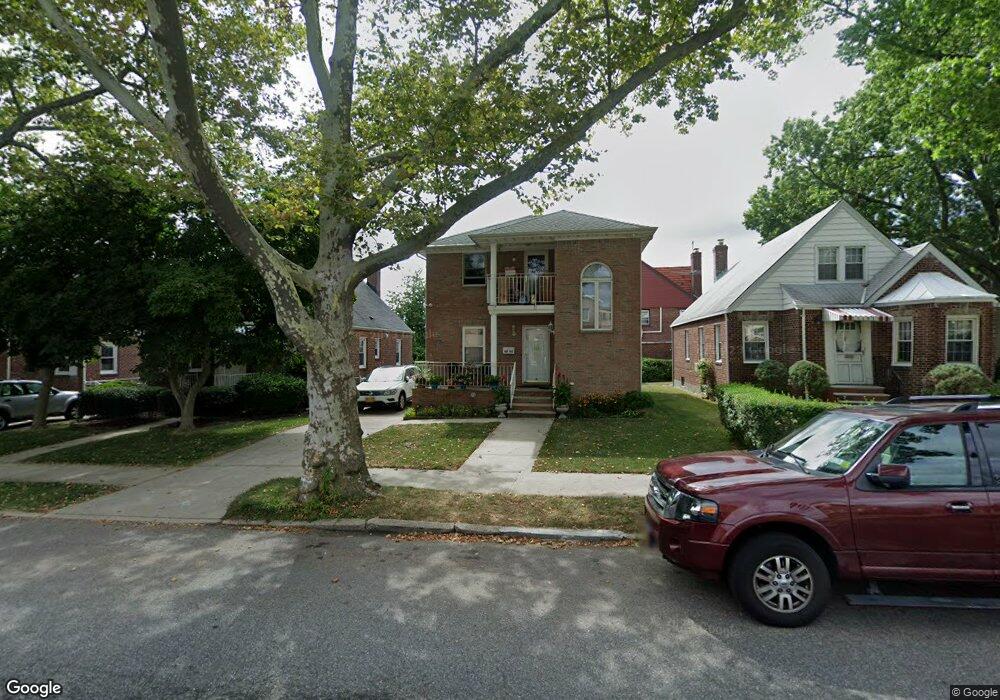 4608 192nd St, Flushing, NY 11358 - photo 1