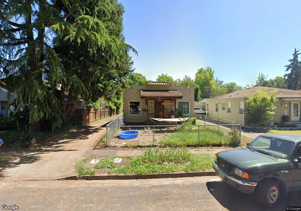 1352 W 8th Ave, Eugene, OR 97402 - photo 1