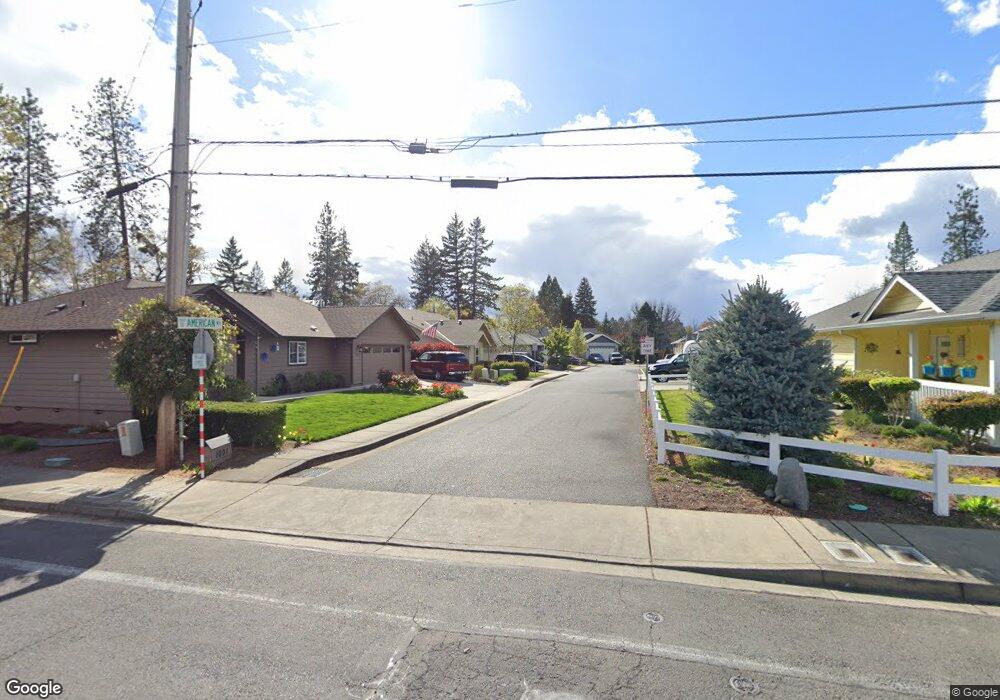 1013 SE American Way, Grants Pass, OR 97526 - photo 1