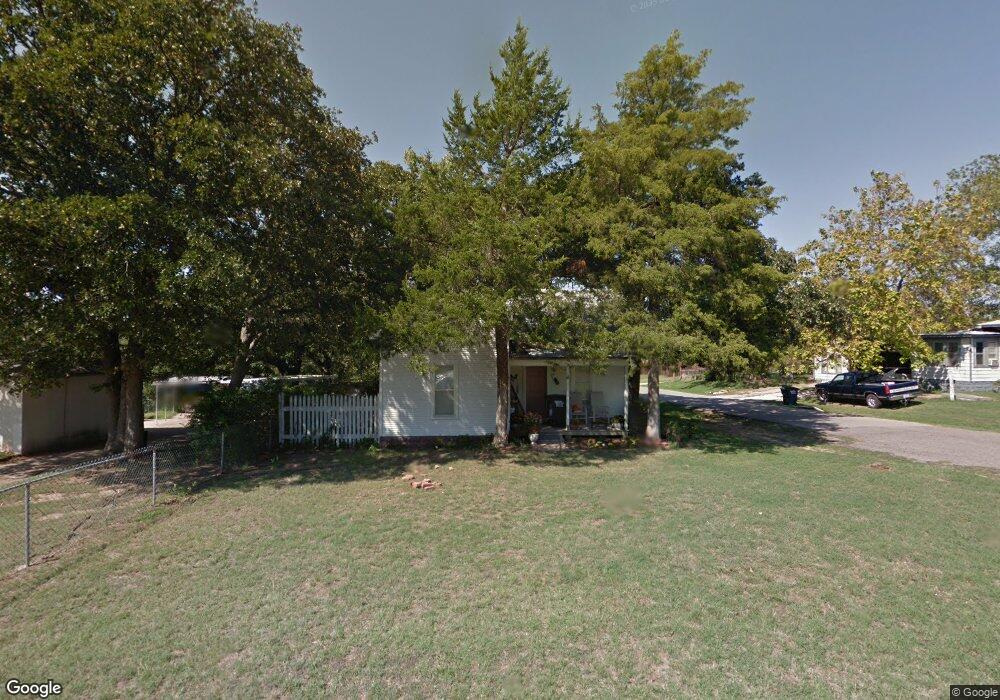 1130 N Market Ave, Shawnee, OK 74801 - photo 1
