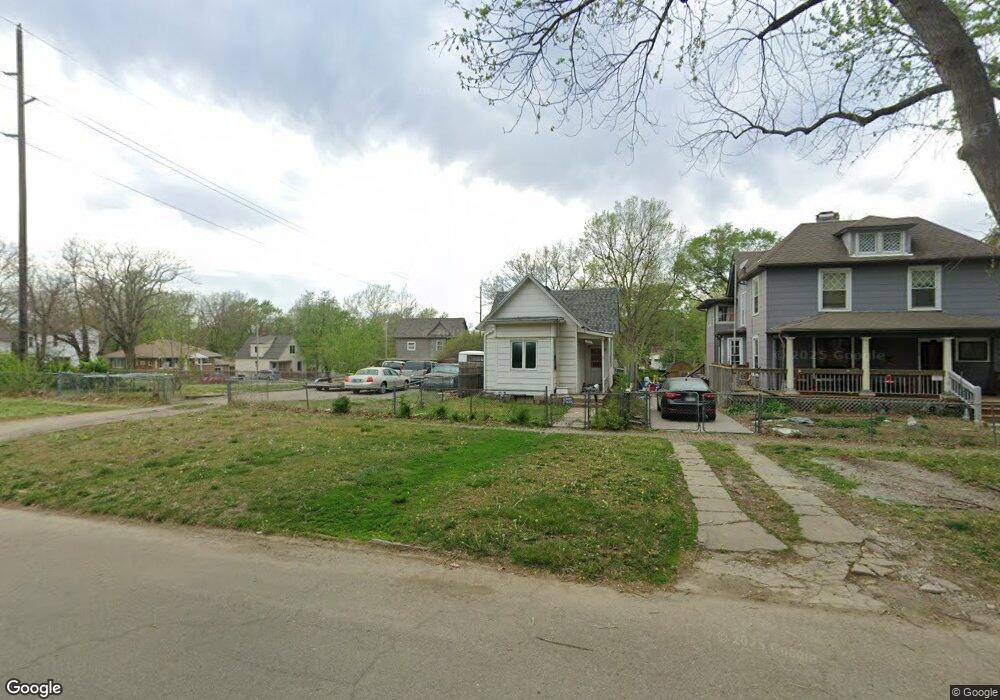 333 SW Tyler St, Topeka, KS 66603 - photo 1