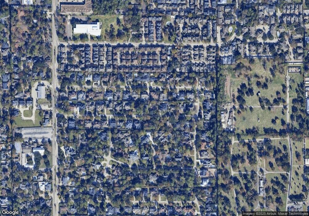 7618 Wedgewood Ln, Houston, TX 77055 - photo 1