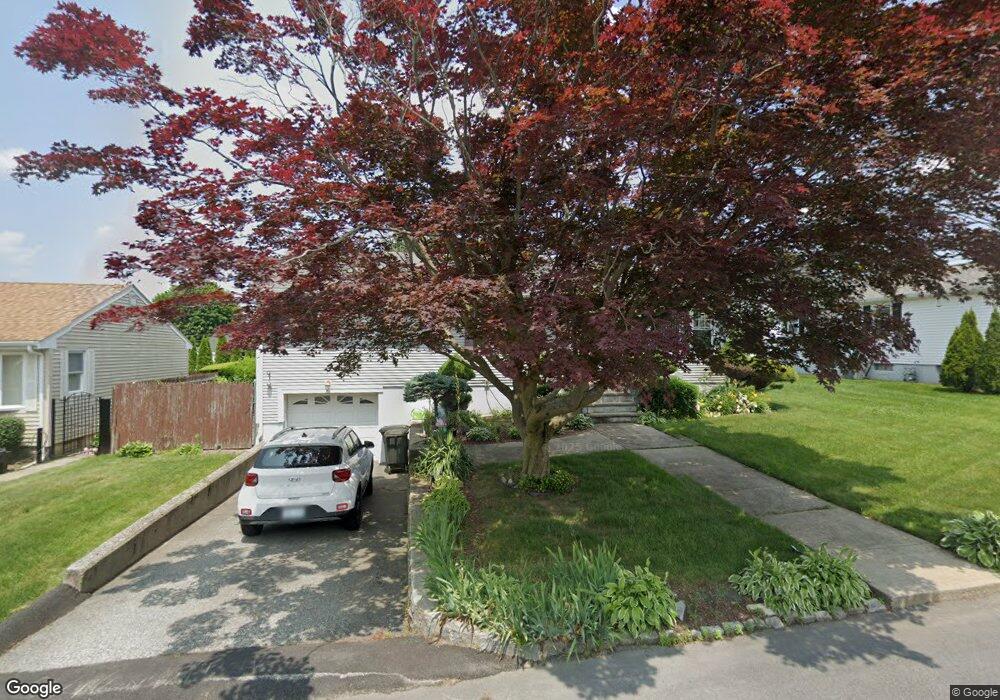 211 Hazelton St, Cranston, RI 02920 - photo 1