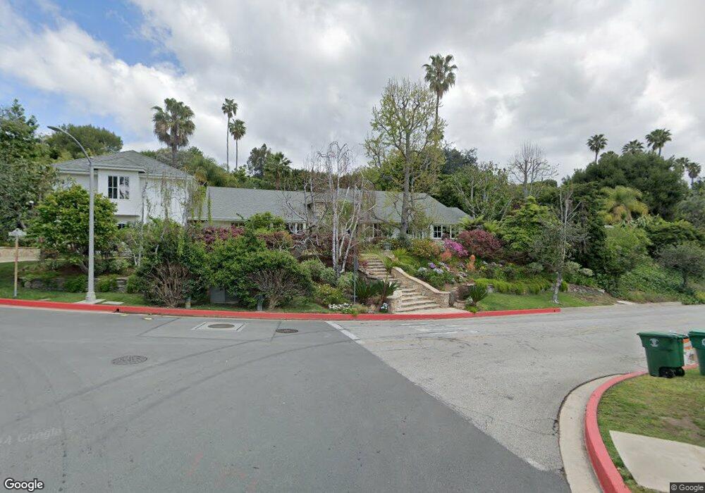 1100 Laurel Way, Beverly Hills, CA 90210 - photo 1