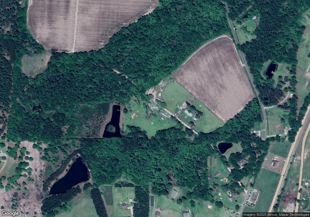 257 Gary Ln, Adel, GA 31620 - photo 1