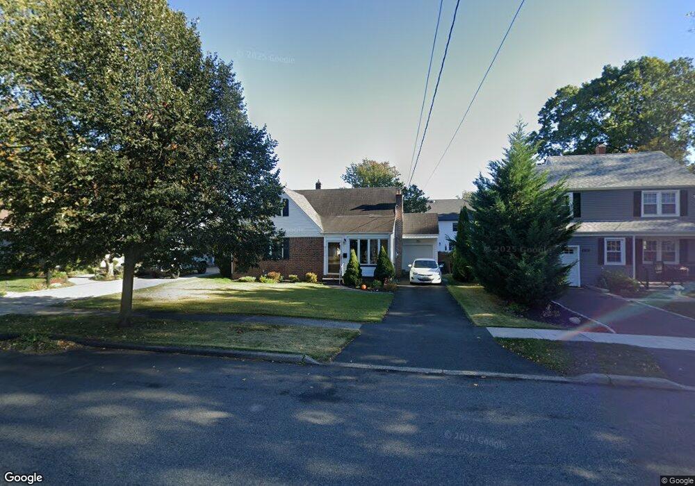 2276 Mountain Ave, Scotch Plains, NJ 07076 - photo 1