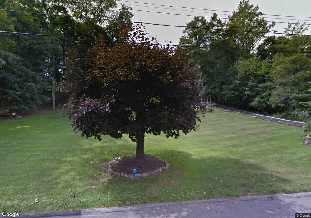 12 Suzanne Ln, Pleasantville, NY 10570 - photo 1