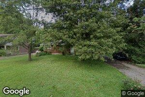 1725 Larkmoor Ln, Louisville, KY 40218