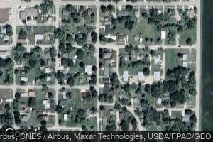 212 S 4th St, Klemme, IA 50449