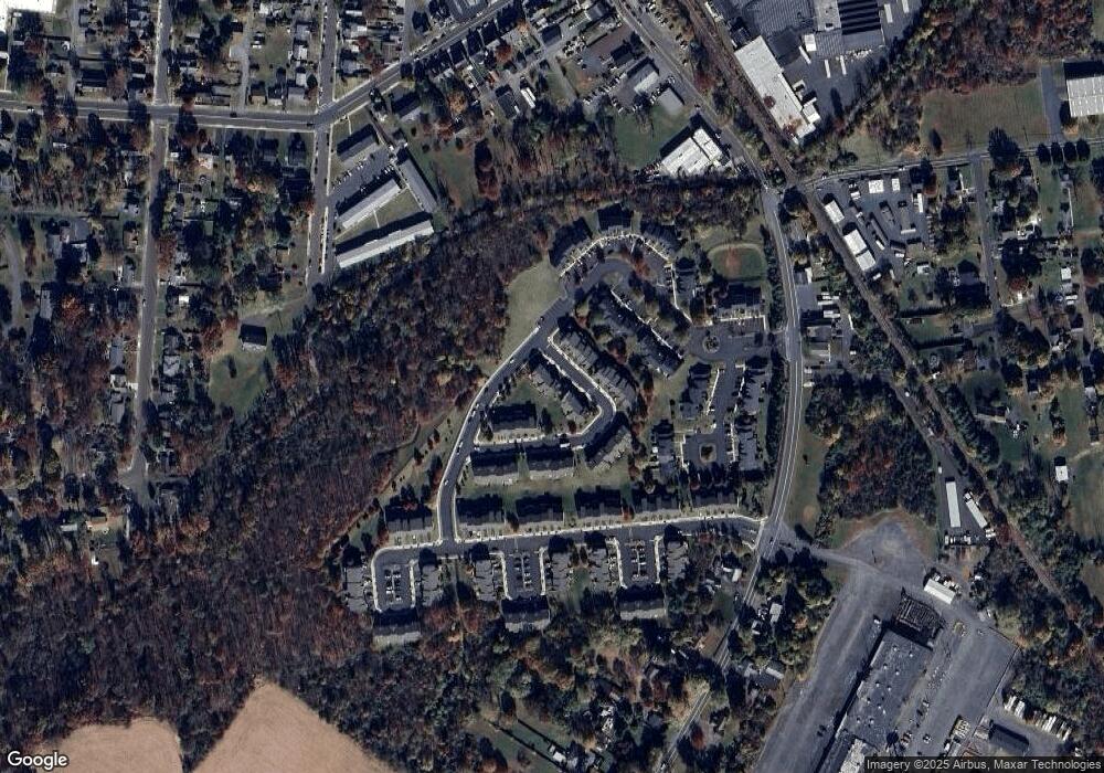 208 Windsor Ct, Quakertown, PA 18951 - photo 1