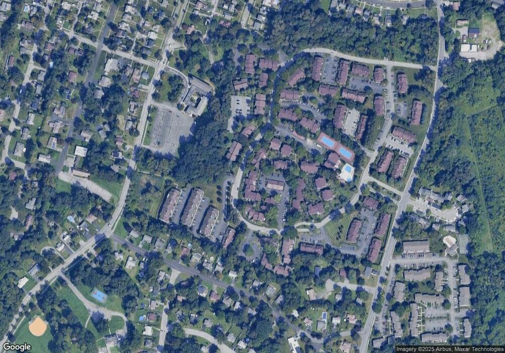 2603 Fox Ln unit 10, Poughkeepsie, NY 12603 - photo 1