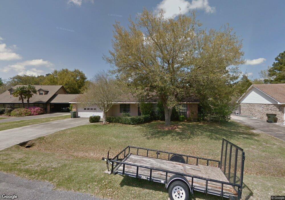 1524 W Autumnwood Ln, Lake Charles, LA 70605 - photo 1