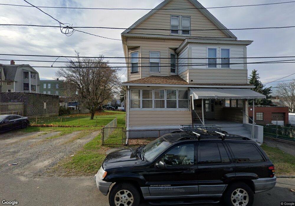 31 Wakeman St, Bridgeport, CT 06605 - photo 1