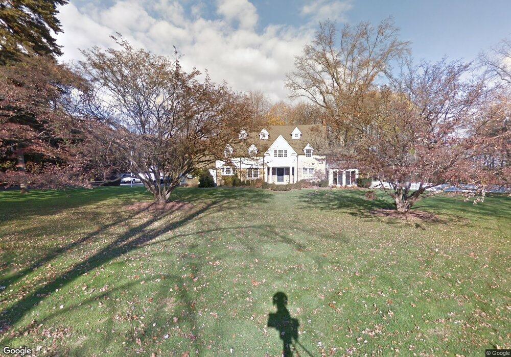 10 Pequot Dr, Norwalk, CT 06855 - photo 1